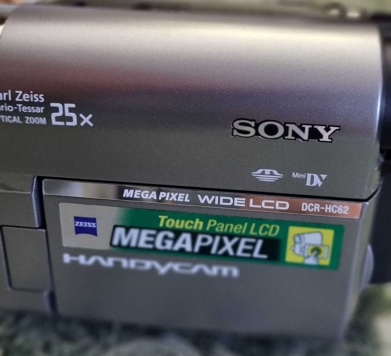 Vendo Handycam SONY com mala de transporte
