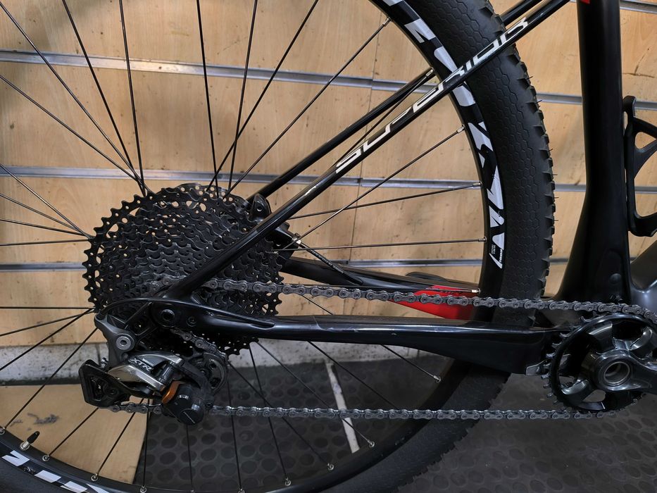 Bicicleta carbono superior