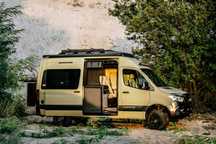 Kamper wyprawowy 4x4 , silnik 3.0 l , reduktor , gwarancja 2 lata