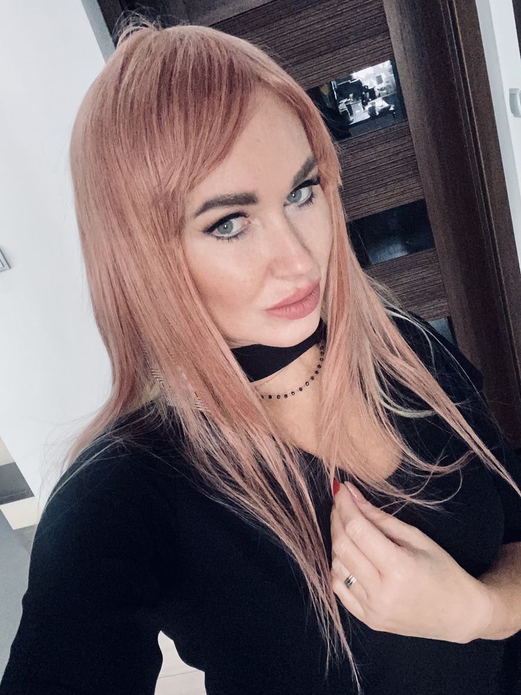 Peruka włosy naturalne malezyjskie różowy blond grzywka wig