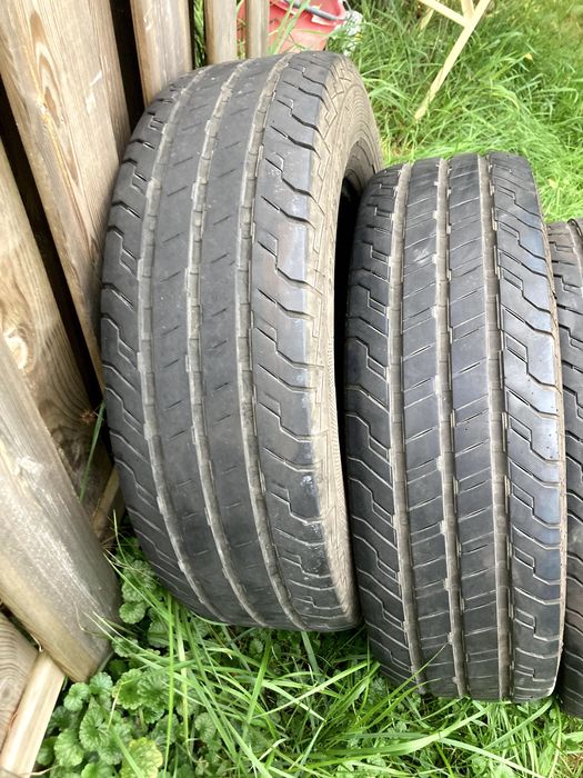 Opony letnie Continental 225/75 r16C vancontact ( 2020 r )