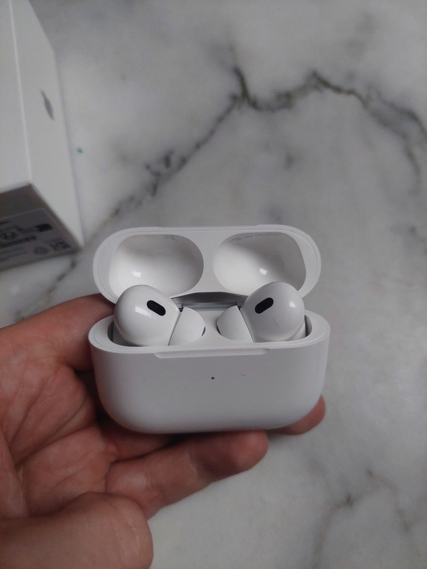 Słuchawki Apple Airpods Pro 2 Generacji Lightning (Potwierdzenie zakup