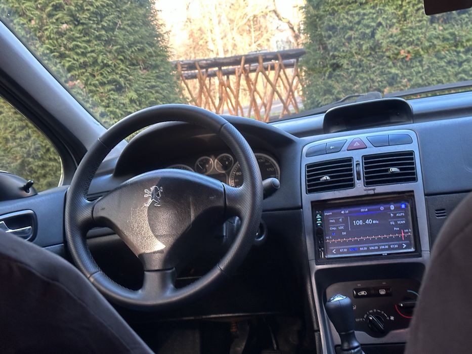 Peugeot 307 2002 року!