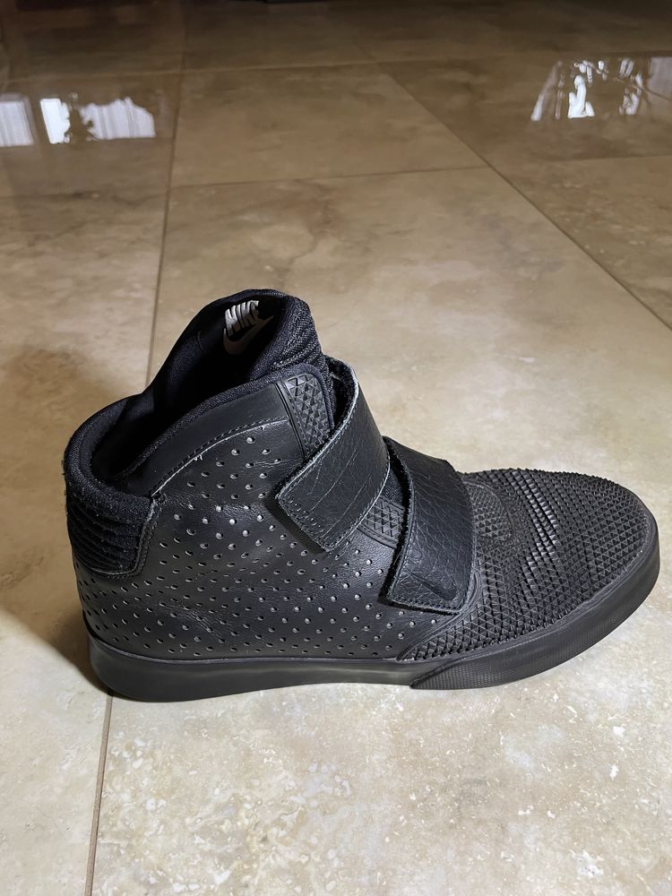 Nike flystepper black