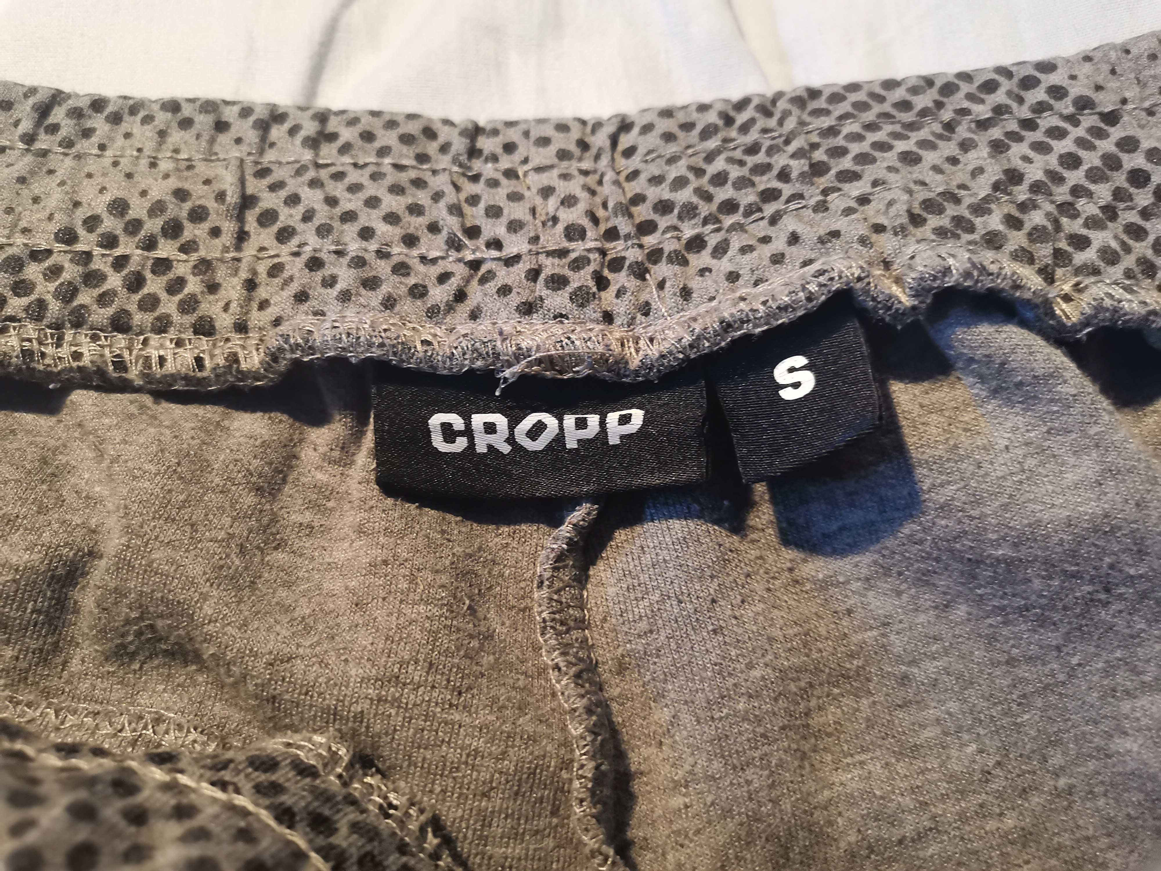 Spodnie krótkie Cropp r. 170