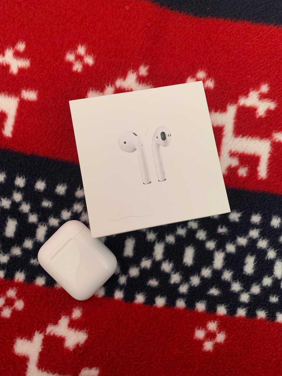 Кейс до навушників airpods 2 покоління (2020)
