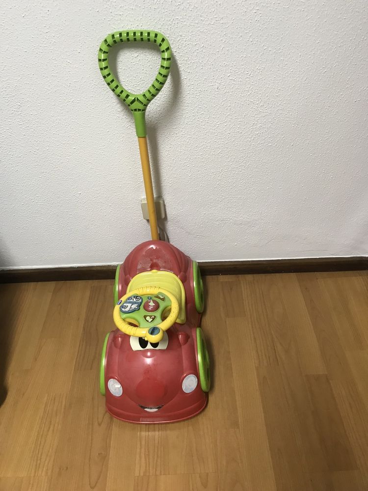 Carrinho Andador com Haste para Empurrar