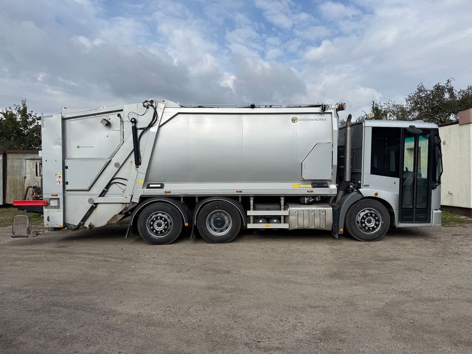 Mercedes-Benz ECONIC 2635 20m3 DWUKOMOROWA NORBA EURO 6 6X2  1 Własciciel nowy silnik 16 tys km dwie komory