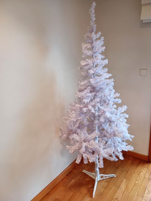 Árvore de natal branca com 1,80m