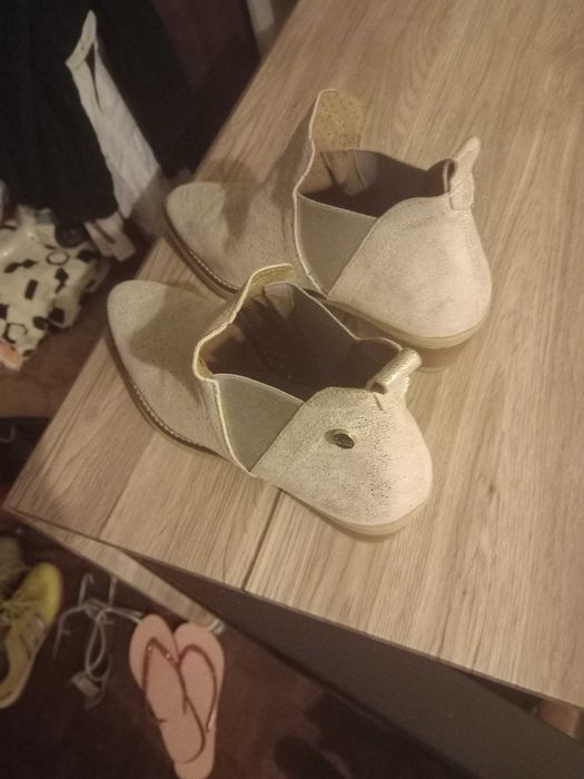 Botas de senhora novas tamanho 40