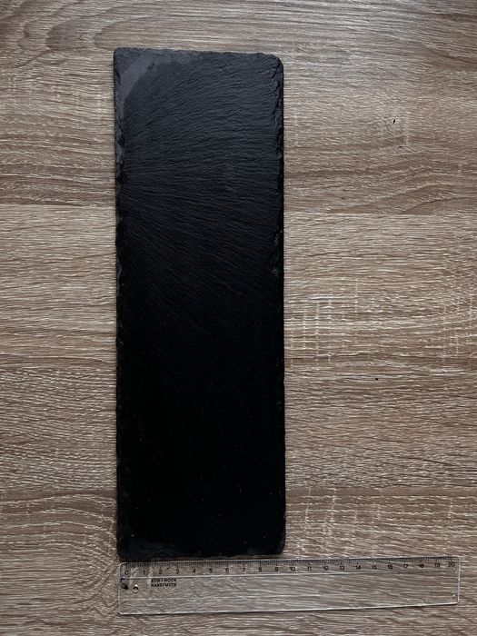 Дошка для подачі страв зі сланцю