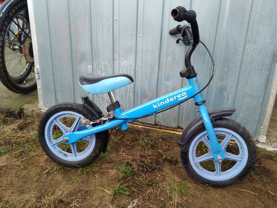 Jeździk hulajnoga auto