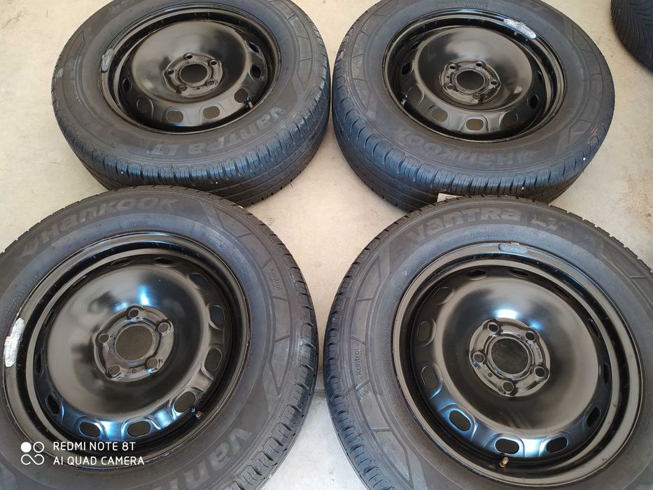 Koła 16 5x114.3 Vivaro Trafic + opony 215/65R16c