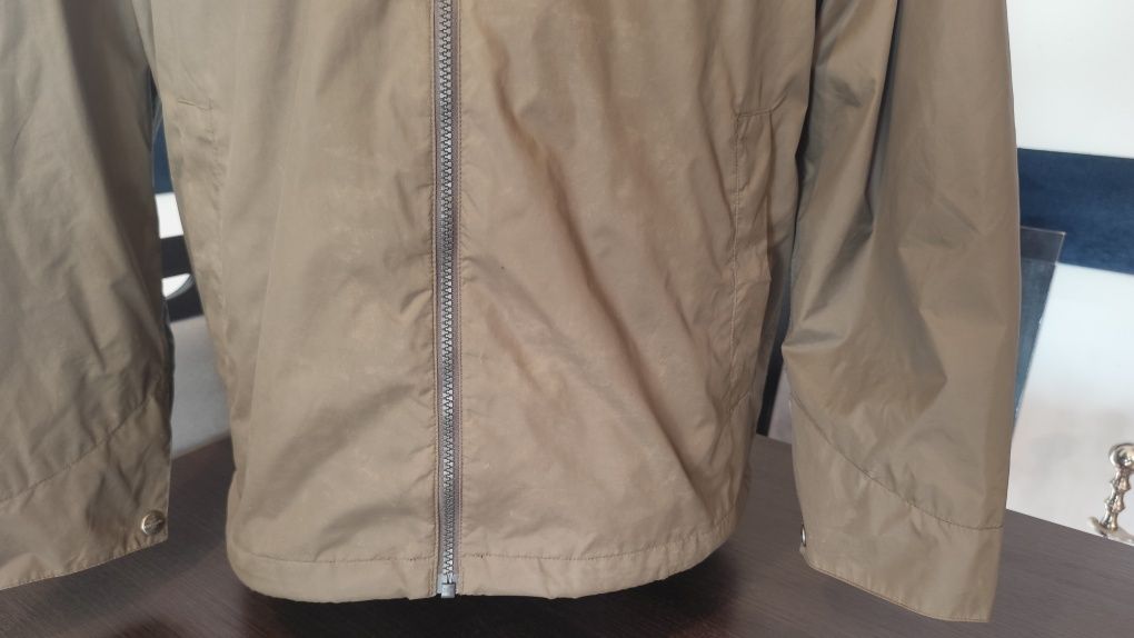Lekka kurtka trekkingowa Carhartt Rockford membrana wodoodporna Windst