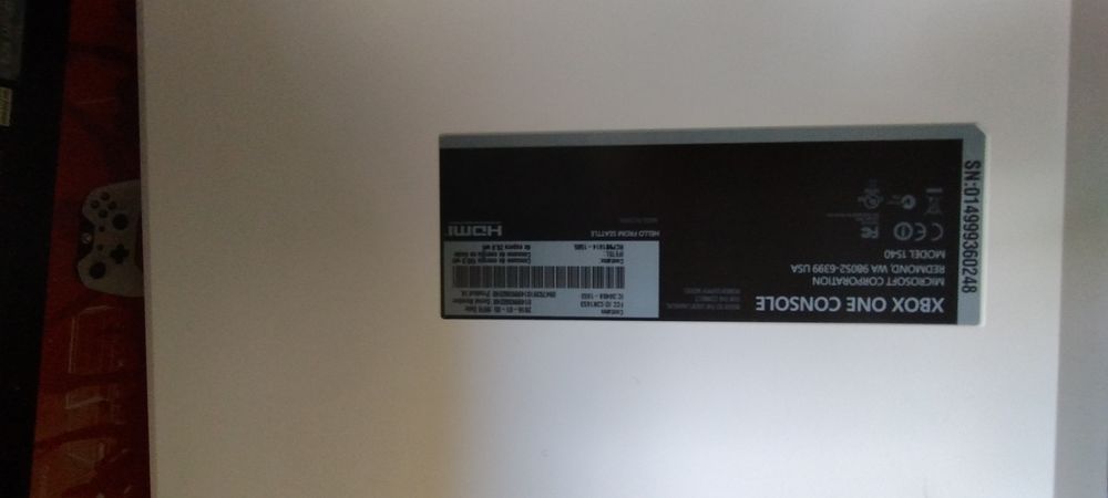 Xbox one 500 GB plus gry
