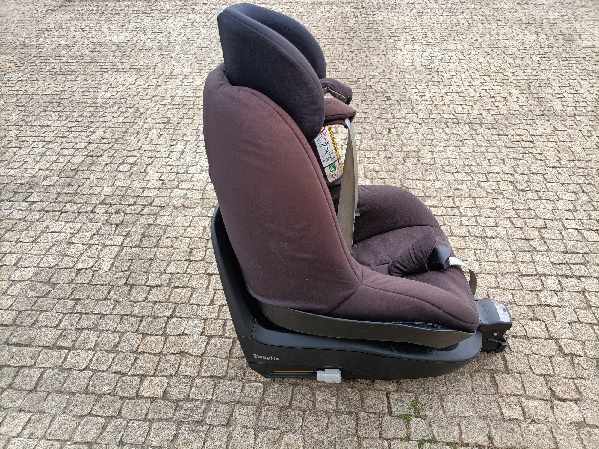 Cadeira auto bebeconfort 2 way Pearl com isofix