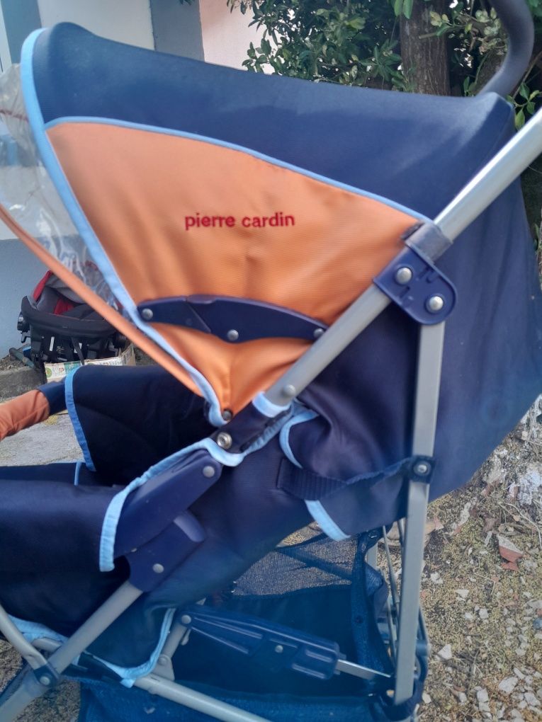 Carrinho criança/ bébé Pierre Cardin