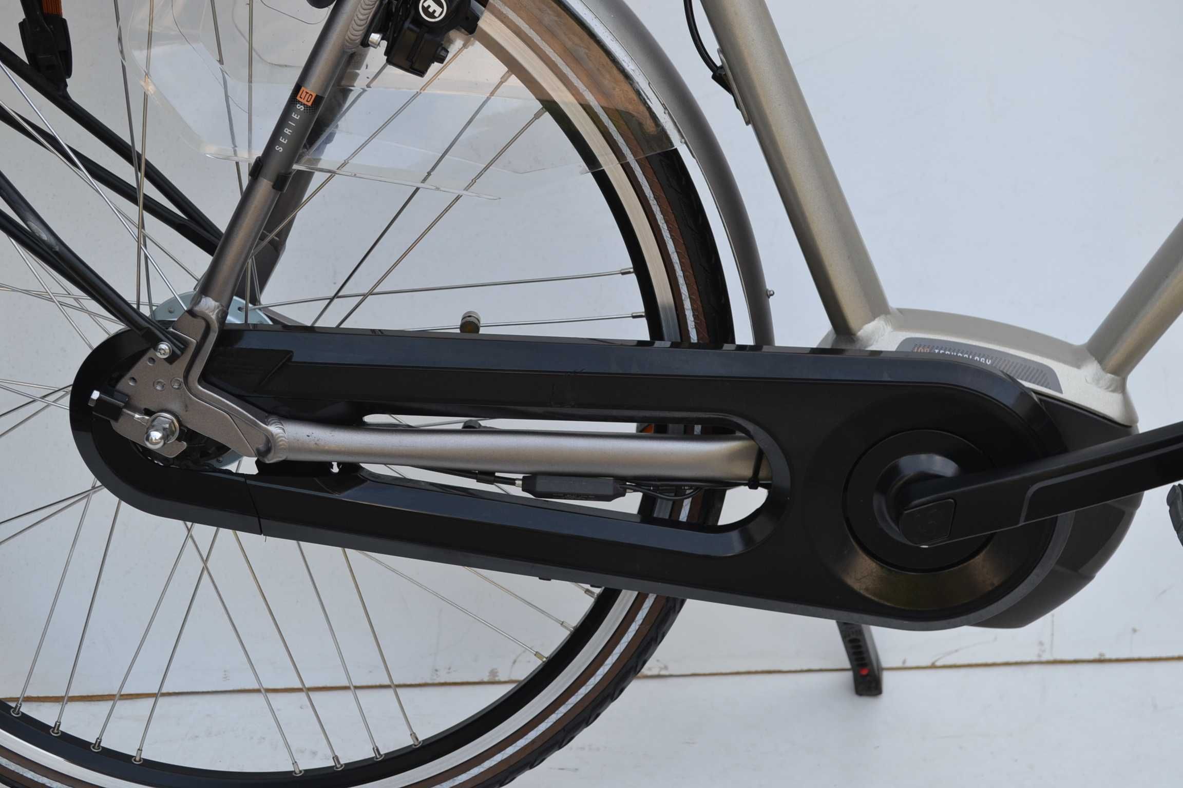 Para rowerów elektrycznych sparta M8i małe przebiegi bat 600Wh polecam