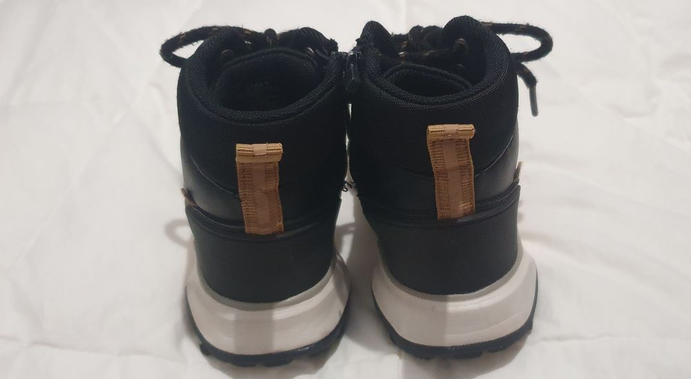 Botas menino Zara