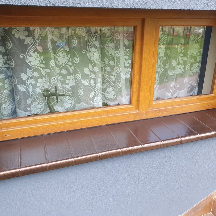 Parapety zewnętrzne aluminiowe ALU PŁYTKA  kolor BRĄZOWY