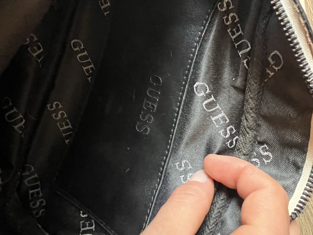 Сумка сумочка GUESS