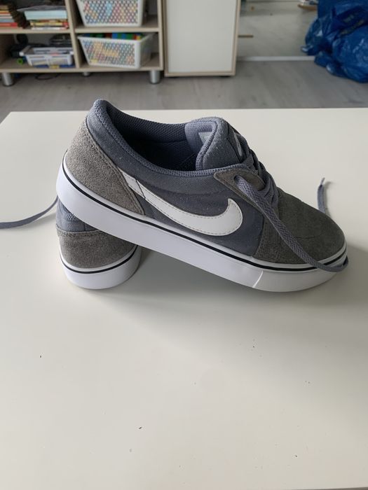 Buty sportowe adidasy Nike 36,5 sneakersy trampki