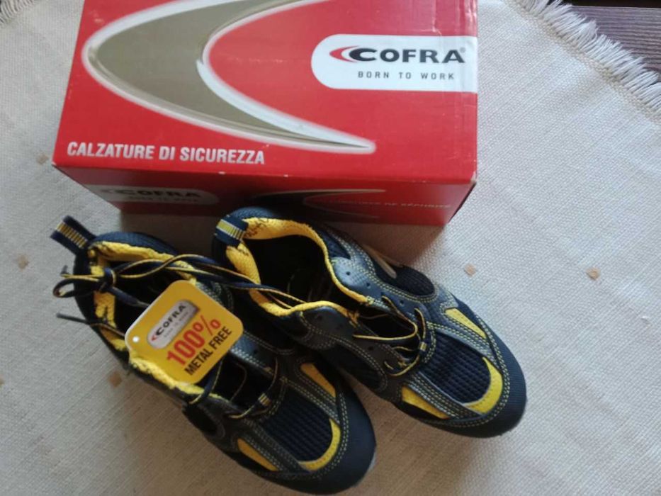 Кросівки робочі COFRA 42 розмір