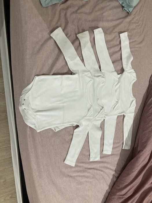 Pack 4 bodys 12/18 meses ZIPPY