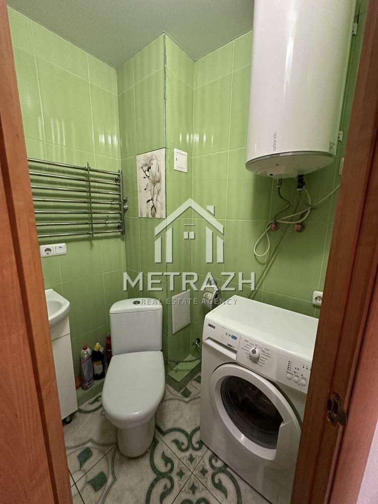 Затишна студія біля метро Дорогожичі з меблями та технікою!