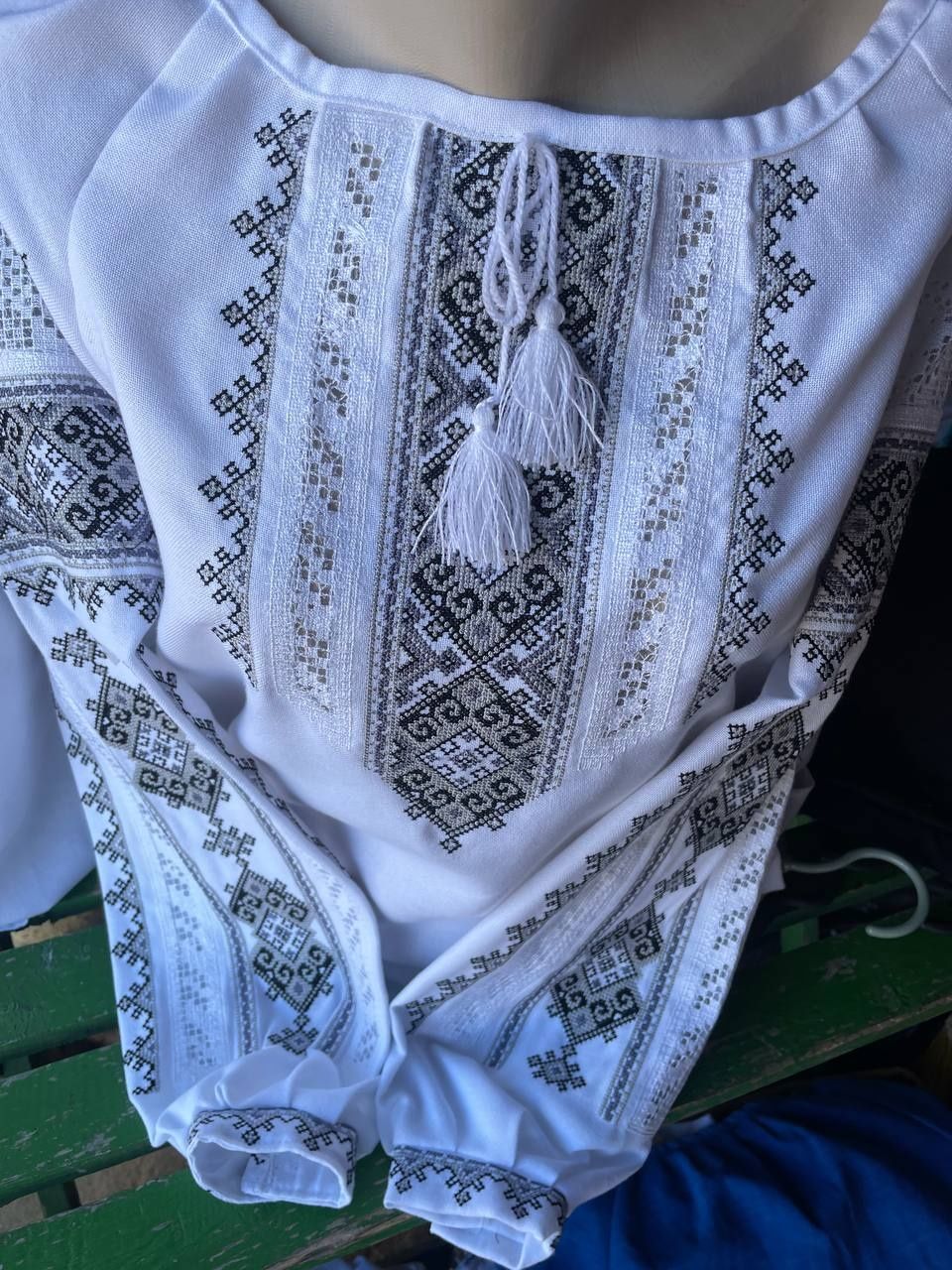 Вишиванки пара чоловіча - жіноча