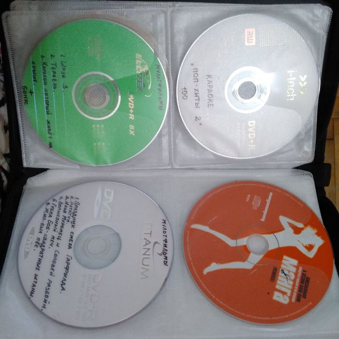 DVD плеер с караоке Samsung+микрофон+70+ диска