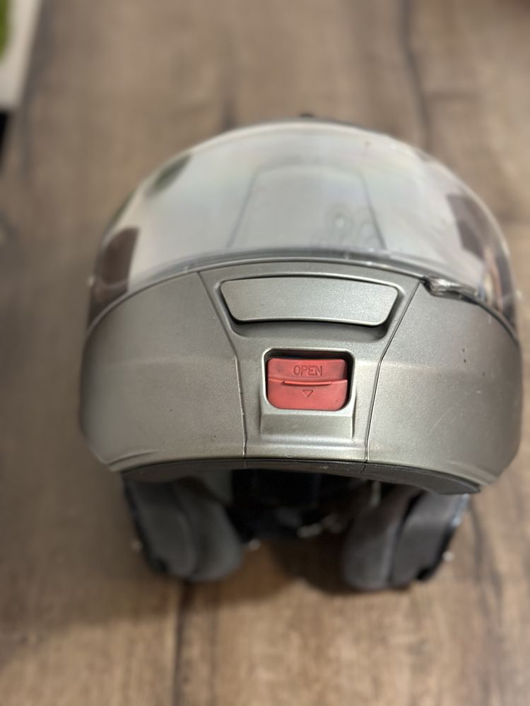 SHOEI Neotec 1 cinza mate usado