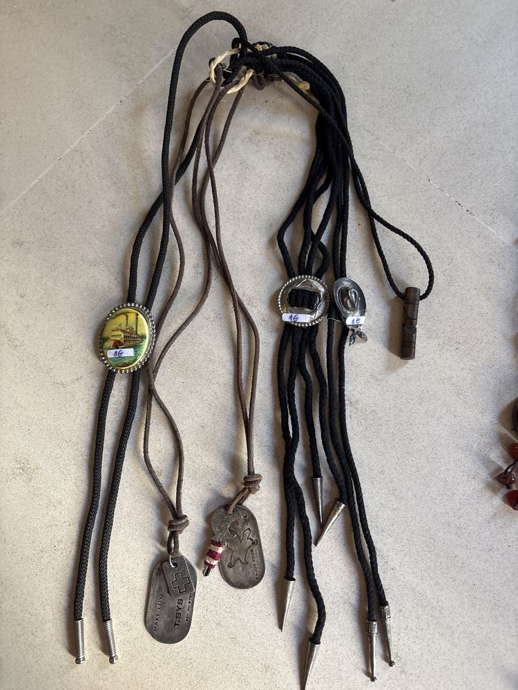 Colares variados