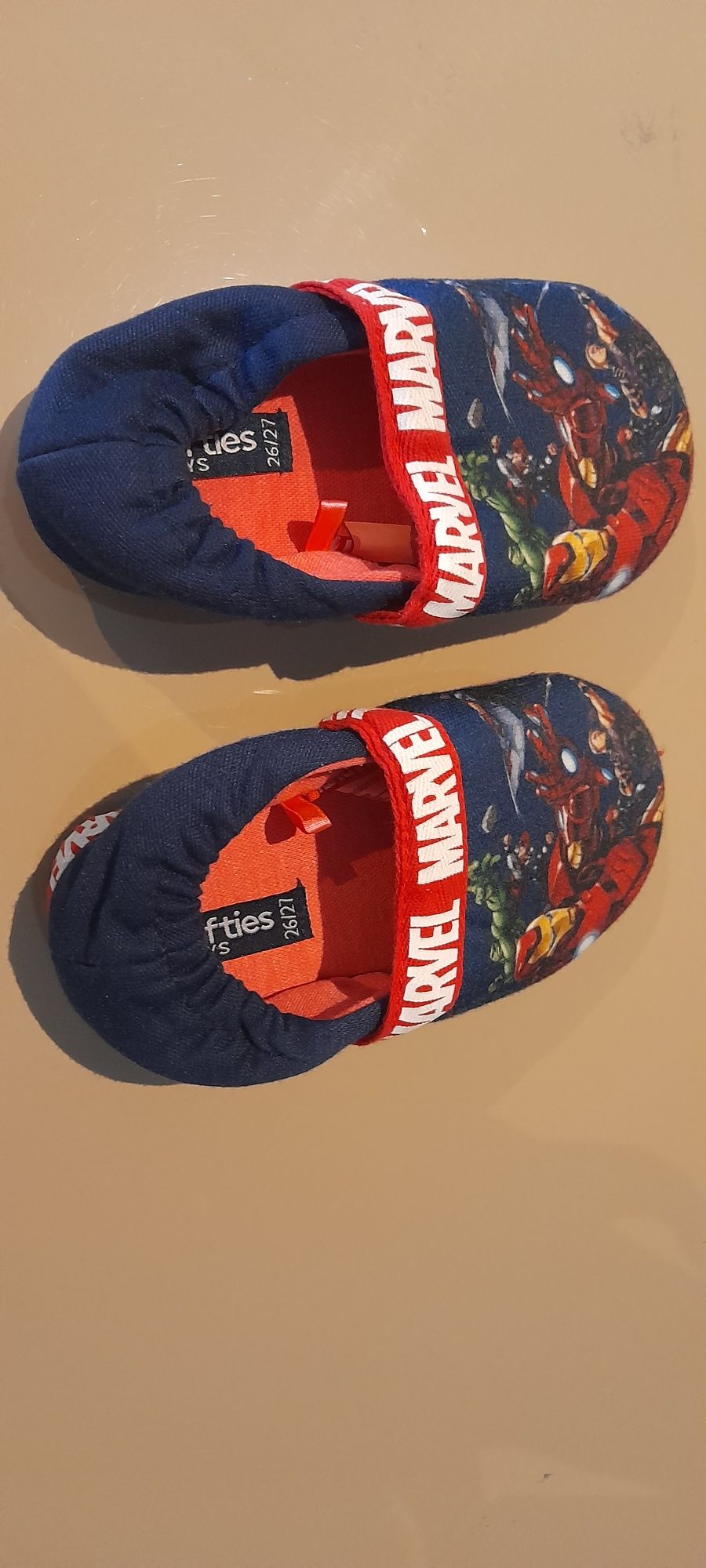 Pantufas Marvel - 26/27