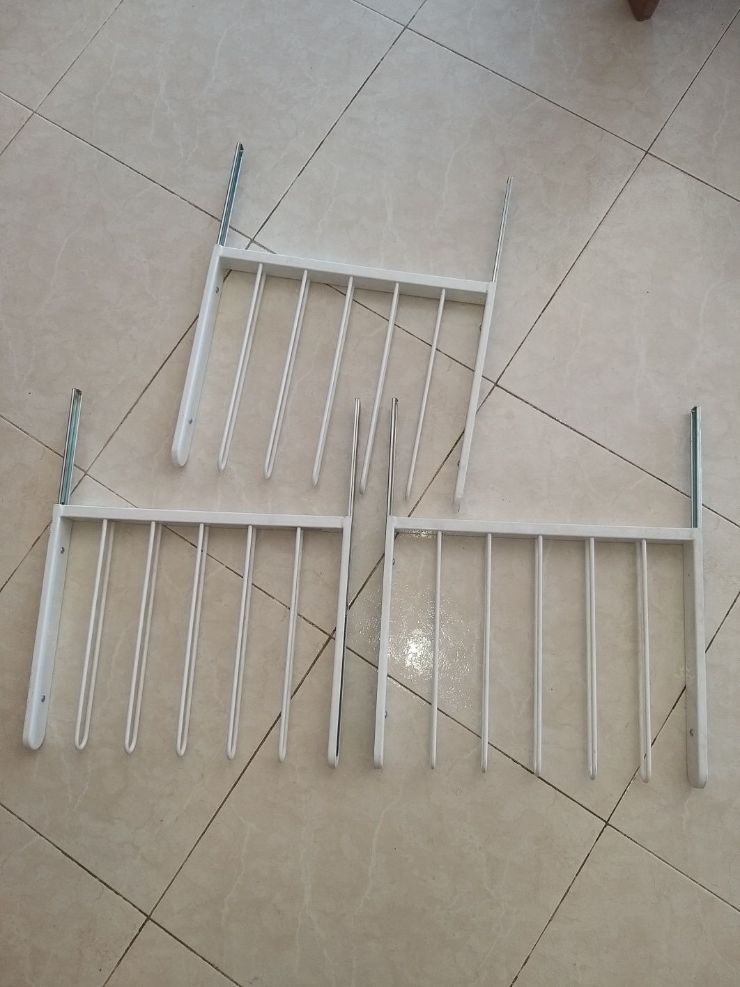 Cabides para calças de roupeiro