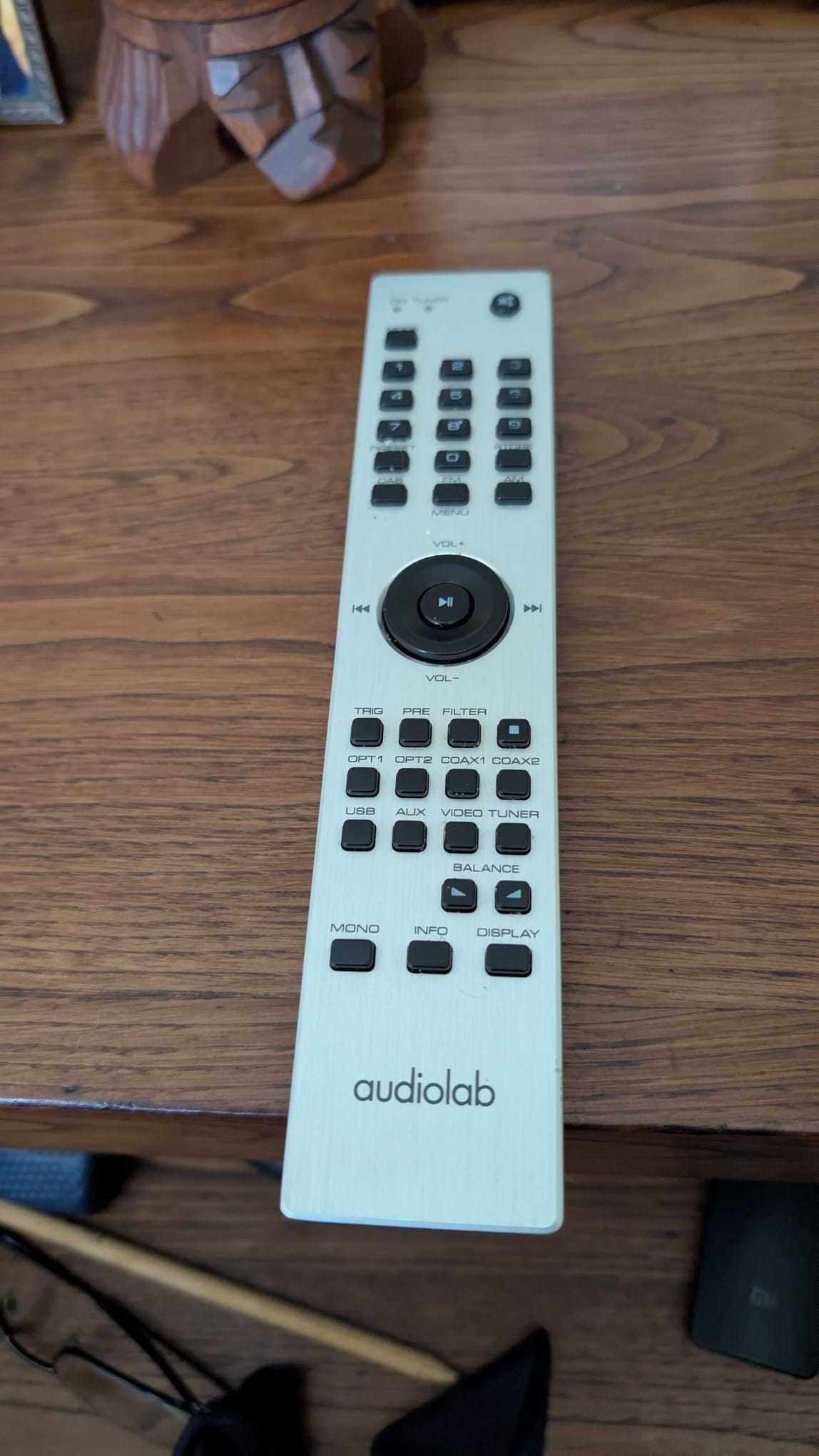 Audiolab 8200DQ stereo pre-amplifier dac