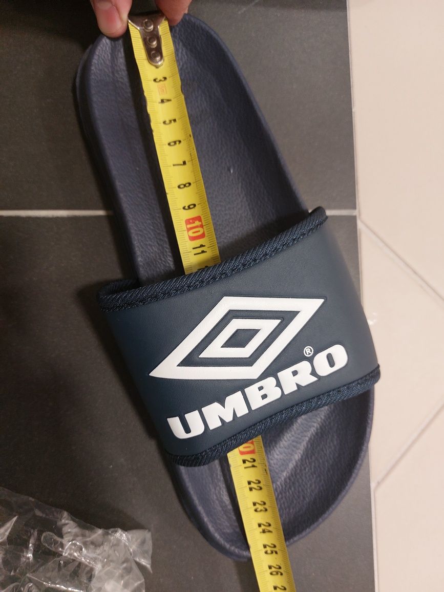 Klapki Umbro oryginalne rozmiar 40