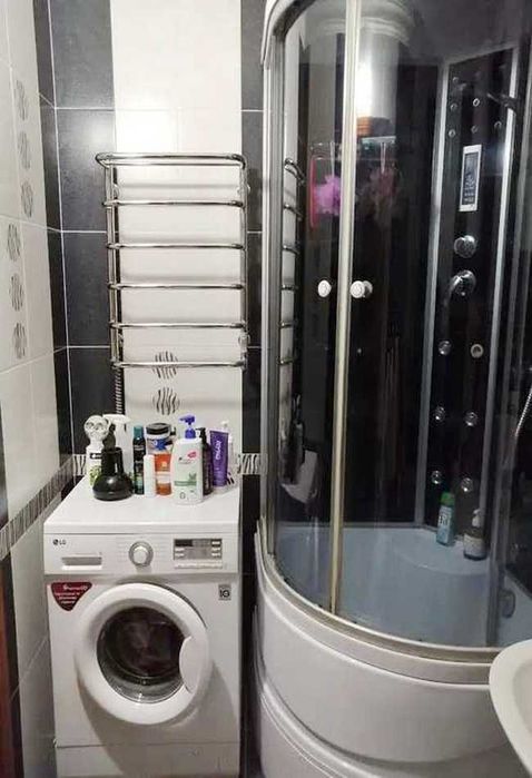 2К Продам двухкомнатную квартиру в центре tir-05