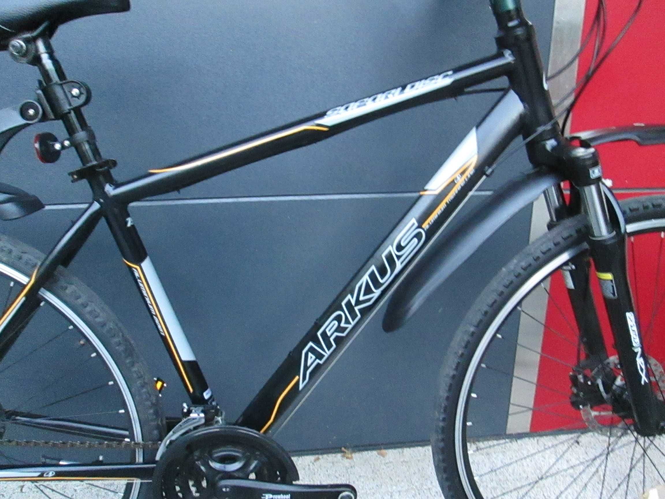 Fajny rower krossowy ARKUS SAFARI DISC Shimano hydraulika 49 cm.