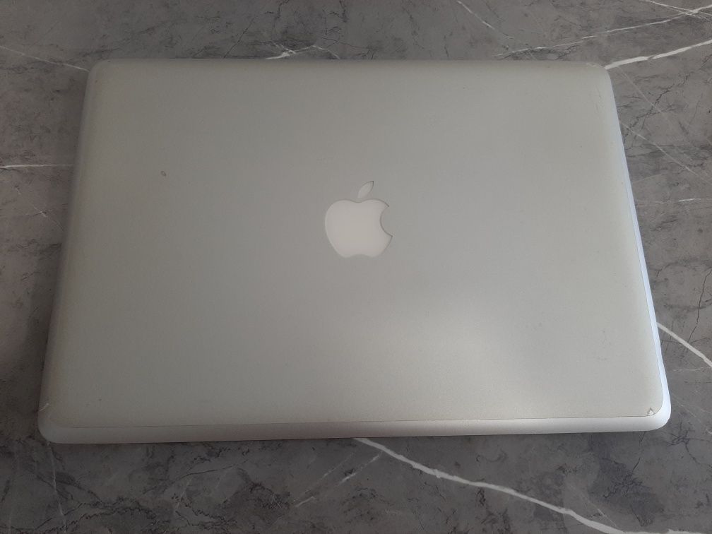 Apple Macbook Pro
