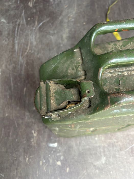 Kanister 20 l używany