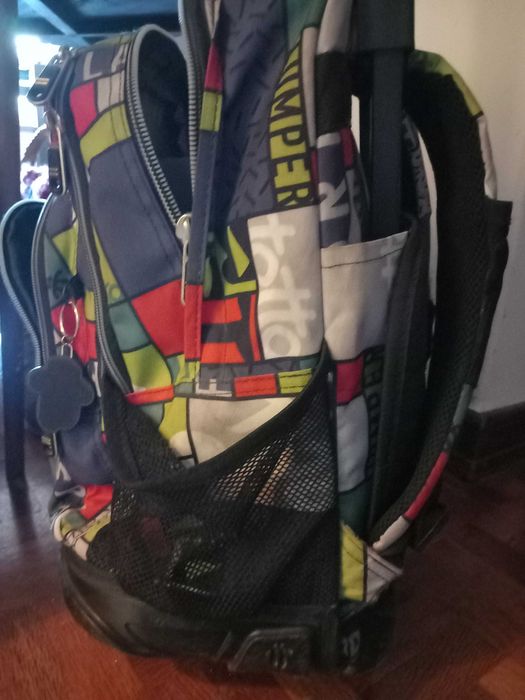 Totto troley escolar