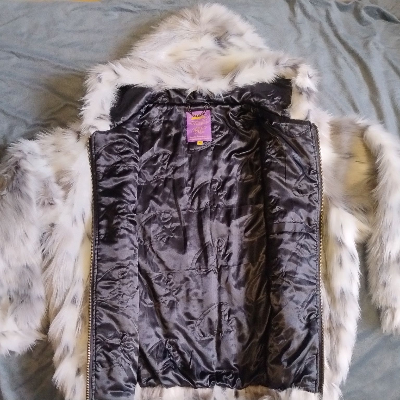 Corteiz Hooded Fur Jacket