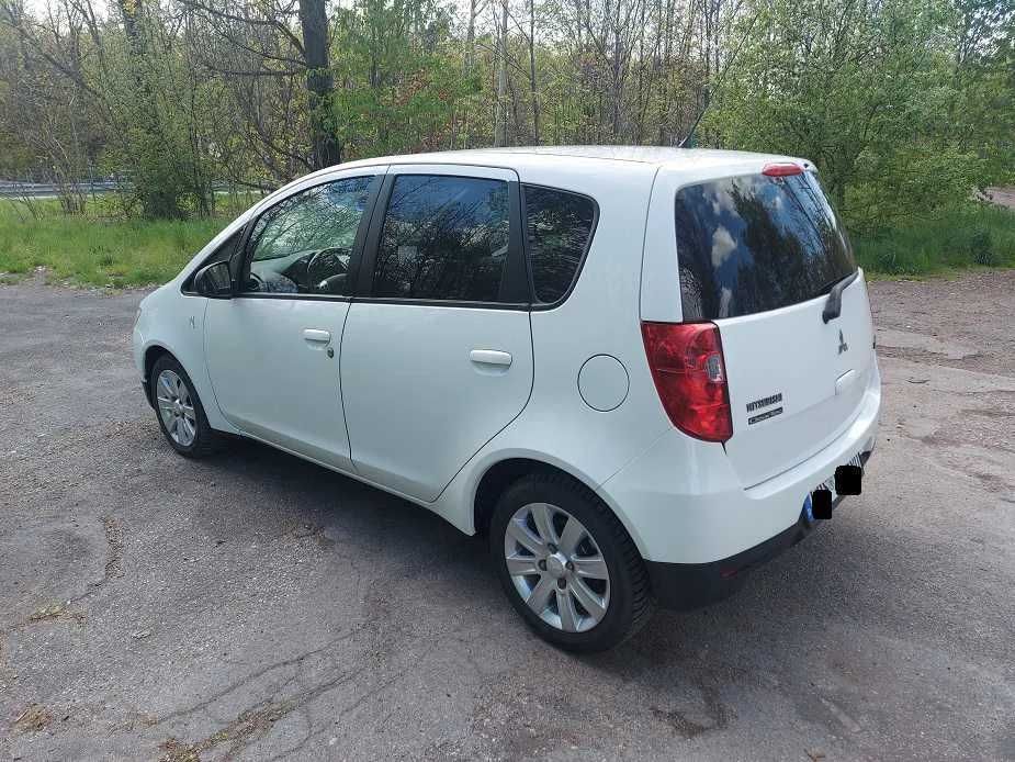 Mitsubishi Colt VII 5d 1.1 Cleartec DOHC 75KM 55kW 2011 benzyna