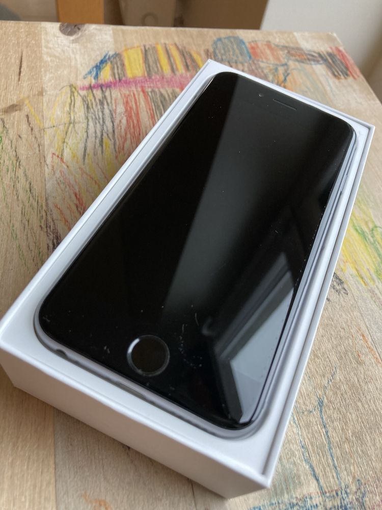 Iphone 6s 32GB space gray, bateria 95%