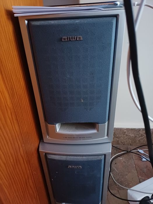 Para despachar sofá 2.2 por 2 televisão sony aparelhagem aiwa