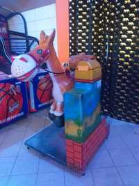 Automat zarobkowy rozrywkowy dla dzieci bujak koń Tequilla