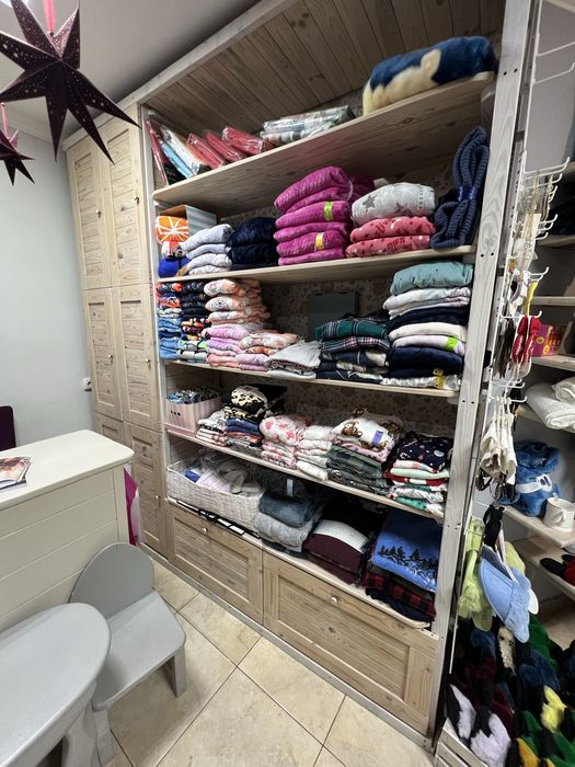 Шафа з натурального дерева