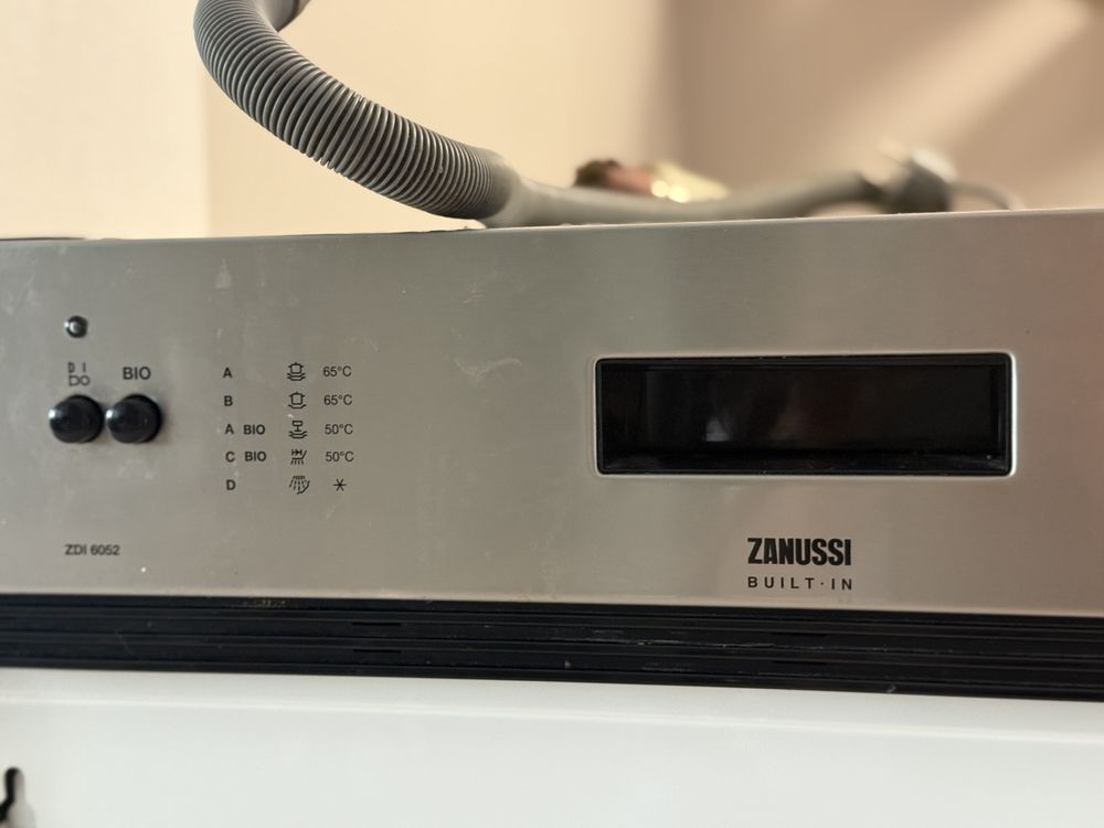 Zmywarka do zabudowy Zanussi ZDI6052X