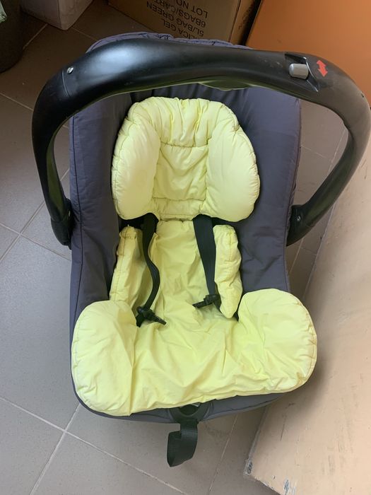 Автокрісло з народження